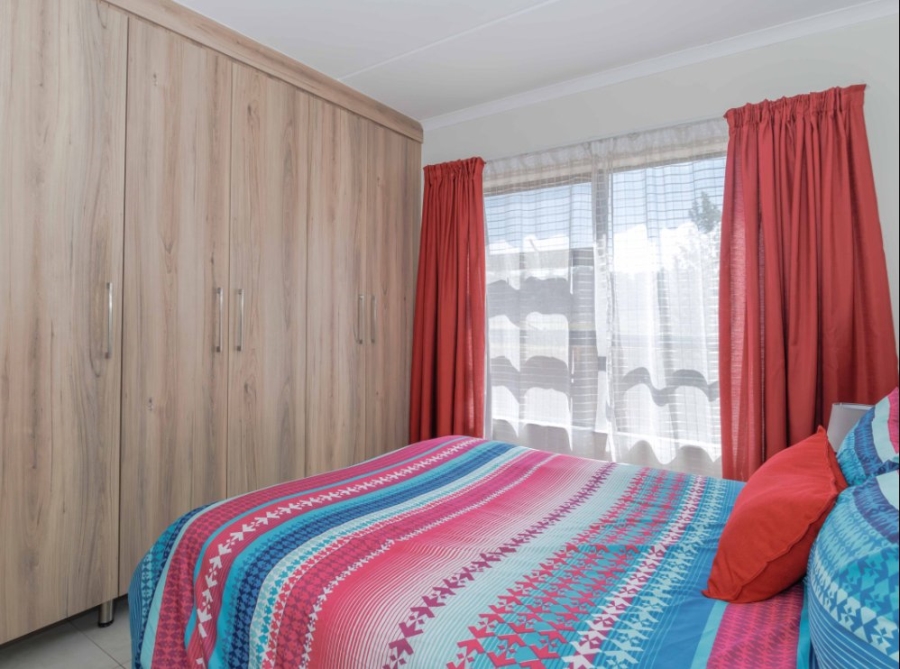 2 Bedroom Property for Sale in Modderfontein Gauteng