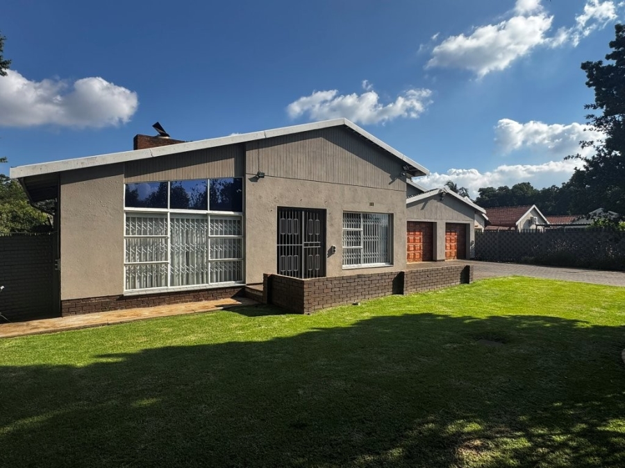 4 Bedroom Property for Sale in Birchleigh Gauteng