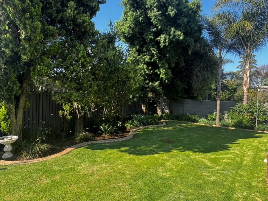 4 Bedroom Property for Sale in Birchleigh Gauteng