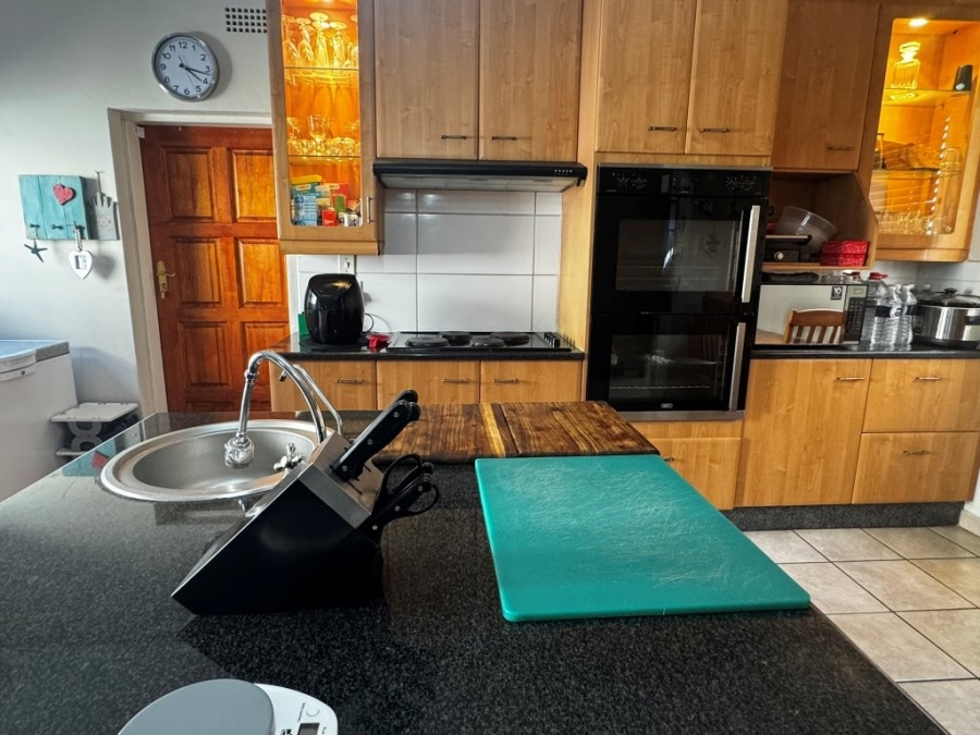 4 Bedroom Property for Sale in Birchleigh Gauteng