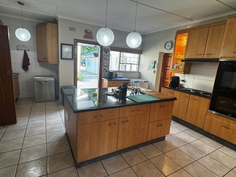 4 Bedroom Property for Sale in Birchleigh Gauteng
