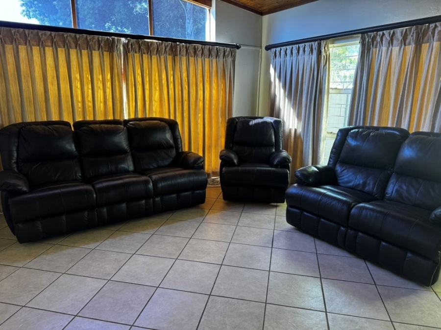 4 Bedroom Property for Sale in Birchleigh Gauteng