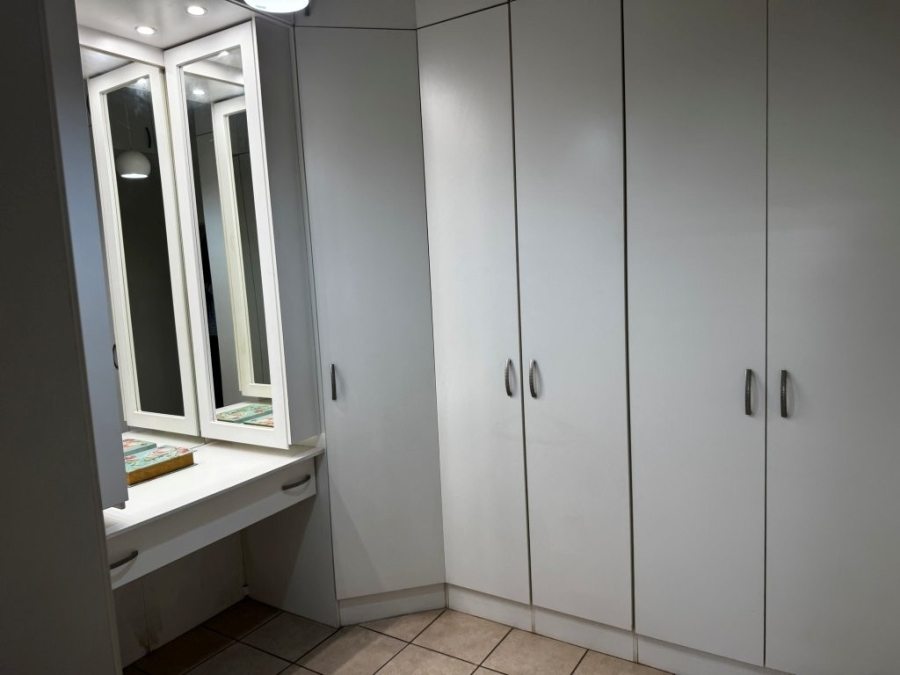 4 Bedroom Property for Sale in Birchleigh Gauteng