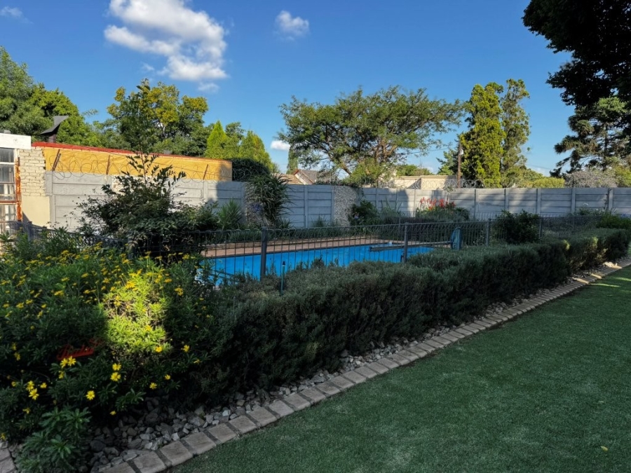 4 Bedroom Property for Sale in Birchleigh Gauteng