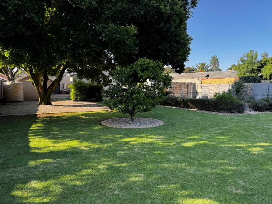 4 Bedroom Property for Sale in Birchleigh Gauteng