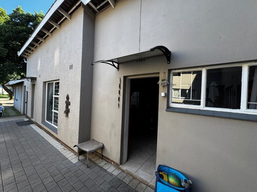 4 Bedroom Property for Sale in Birchleigh Gauteng