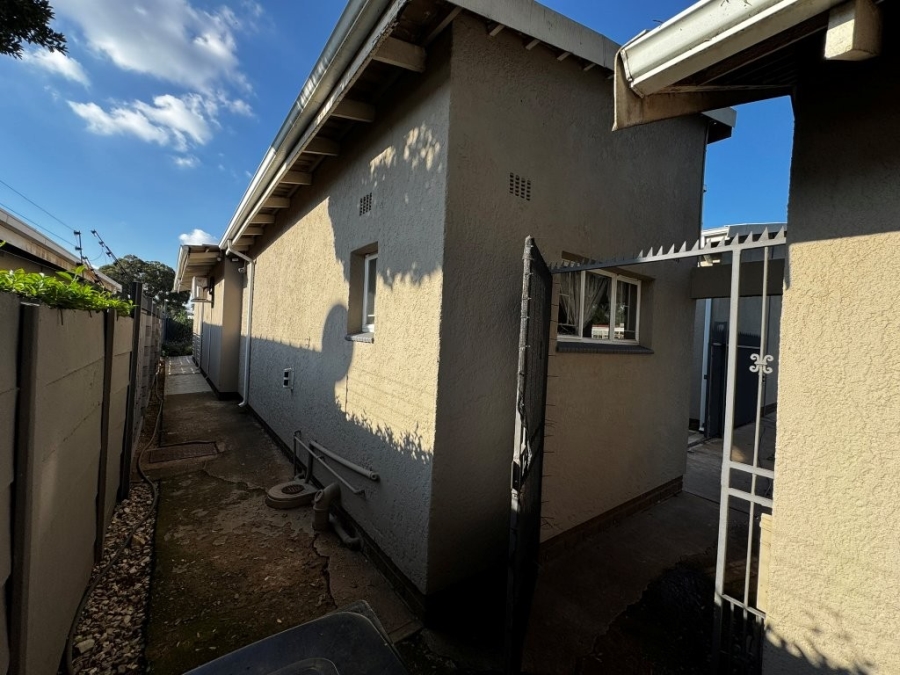 4 Bedroom Property for Sale in Birchleigh Gauteng