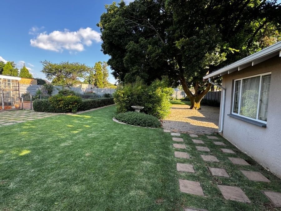 4 Bedroom Property for Sale in Birchleigh Gauteng