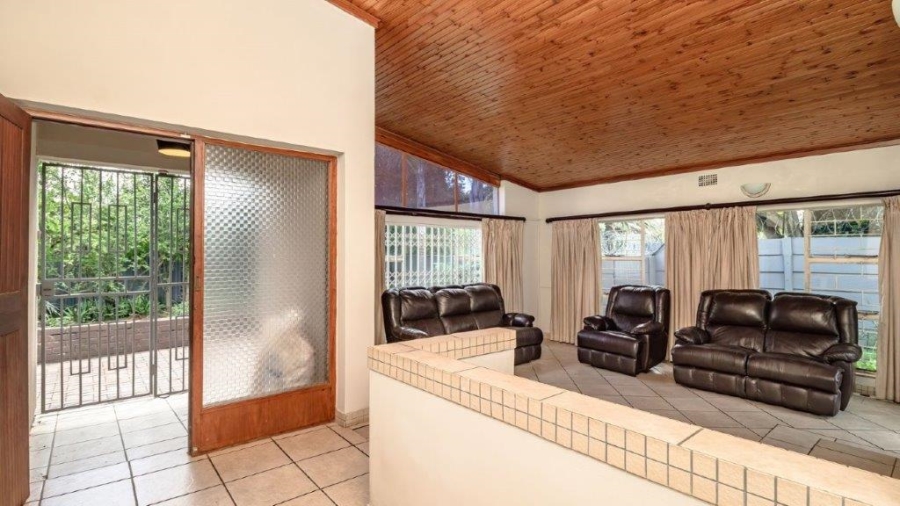 4 Bedroom Property for Sale in Birchleigh Gauteng