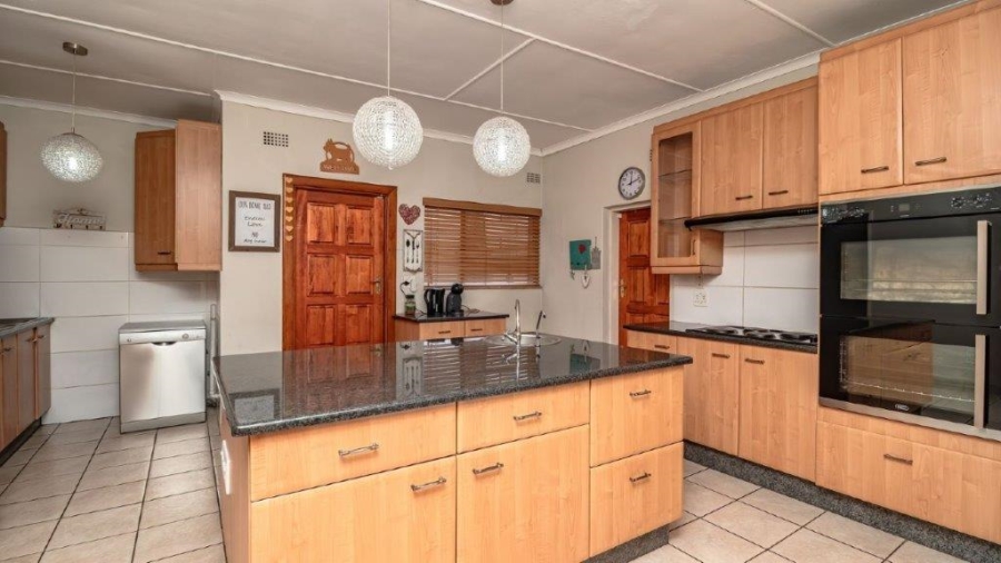 4 Bedroom Property for Sale in Birchleigh Gauteng
