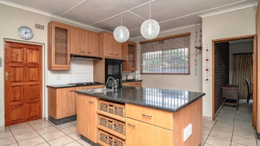 4 Bedroom Property for Sale in Birchleigh Gauteng