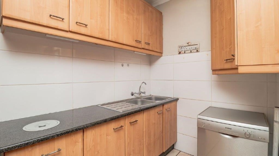 4 Bedroom Property for Sale in Birchleigh Gauteng