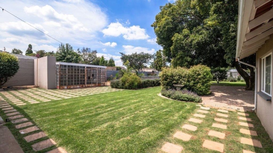 4 Bedroom Property for Sale in Birchleigh Gauteng