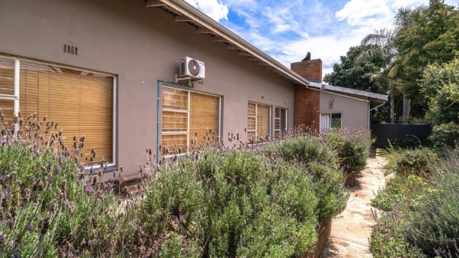 4 Bedroom Property for Sale in Birchleigh Gauteng