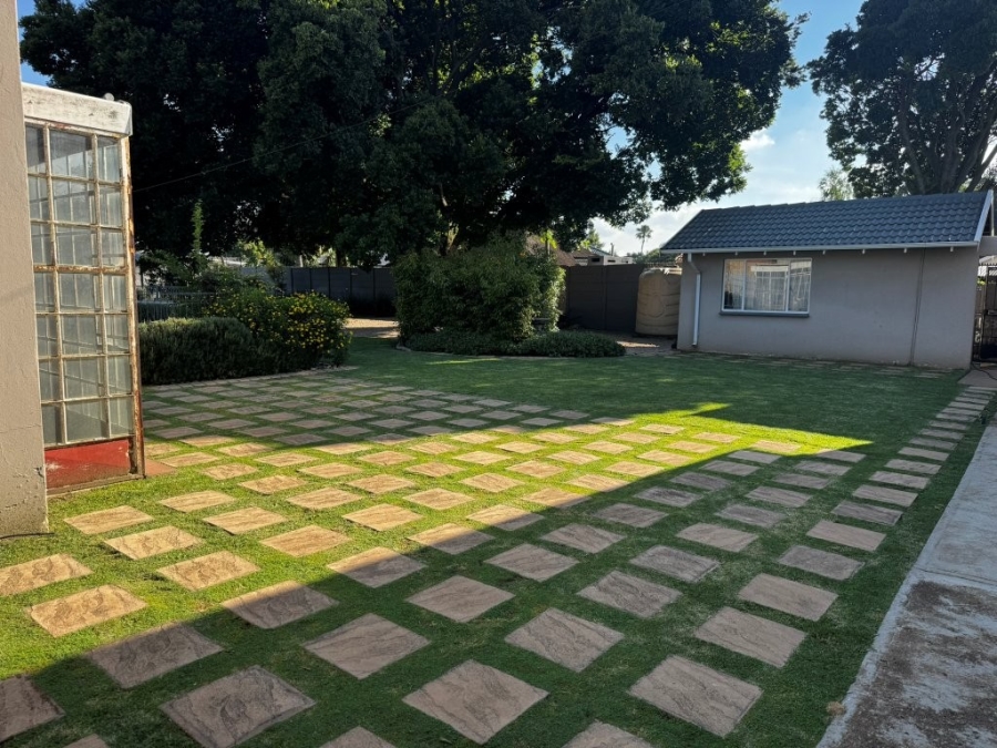 4 Bedroom Property for Sale in Birchleigh Gauteng