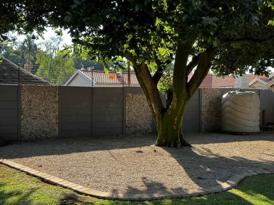 4 Bedroom Property for Sale in Birchleigh Gauteng