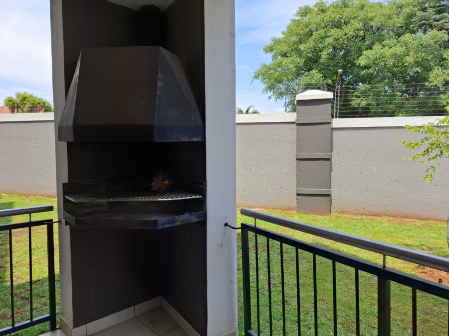 2 Bedroom Property for Sale in Elardus Park Gauteng