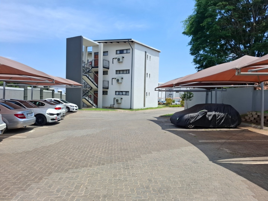 2 Bedroom Property for Sale in Elardus Park Gauteng