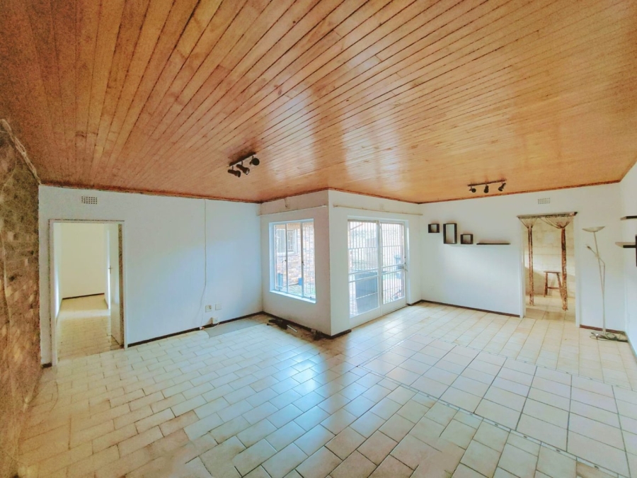 To Let 4 Bedroom Property for Rent in Windsor East Gauteng