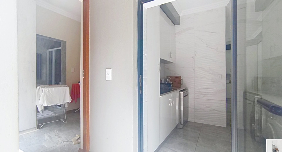 4 Bedroom Property for Sale in Midstream Estate Gauteng