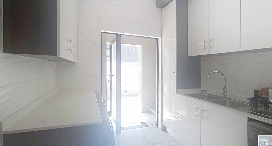 4 Bedroom Property for Sale in Midstream Estate Gauteng