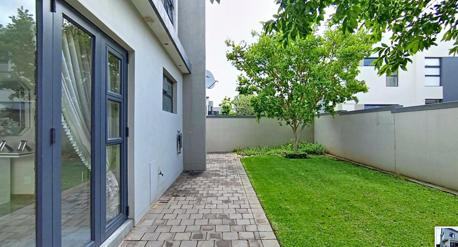 4 Bedroom Property for Sale in Midstream Estate Gauteng