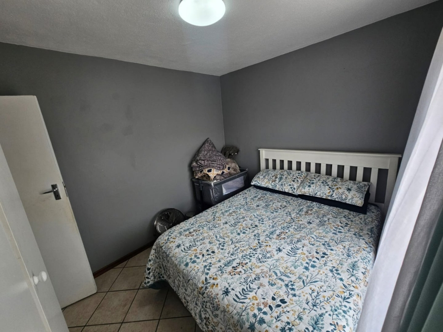 To Let 2 Bedroom Property for Rent in Monavoni Gauteng