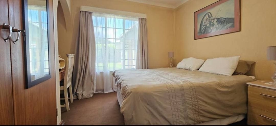 4 Bedroom Property for Sale in Wierda Park Gauteng