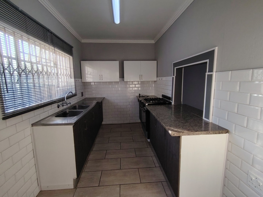 2 Bedroom Property for Sale in Garsfontein Gauteng