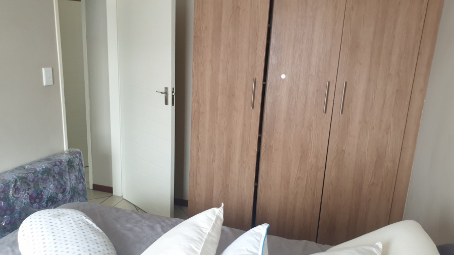 2 Bedroom Property for Sale in Monavoni Gauteng