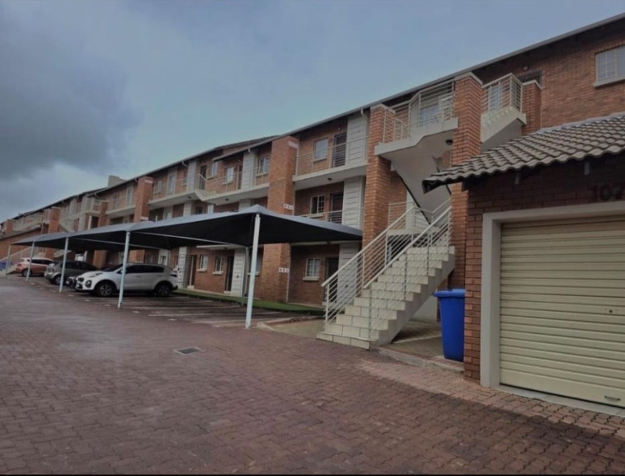 2 Bedroom Property for Sale in Monavoni Gauteng