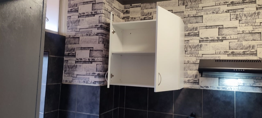 To Let 1 Bedroom Property for Rent in Muckleneuk Gauteng