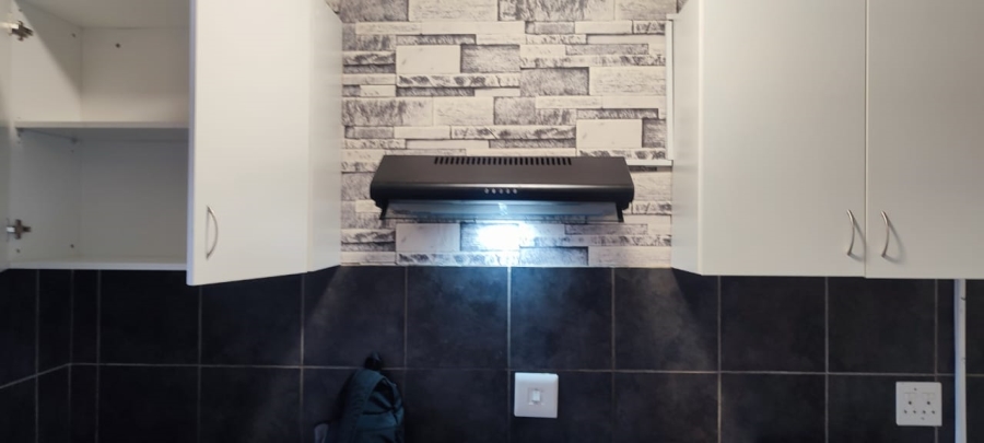 To Let 1 Bedroom Property for Rent in Muckleneuk Gauteng