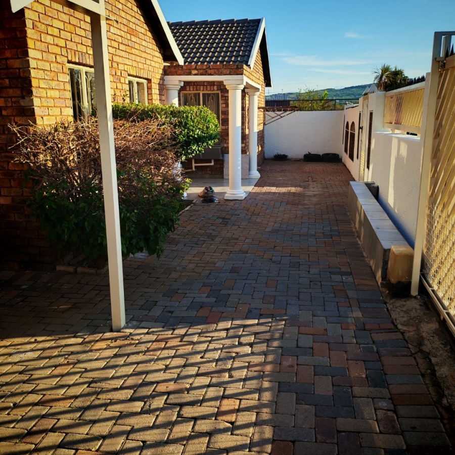 3 Bedroom Property for Sale in Danville Gauteng