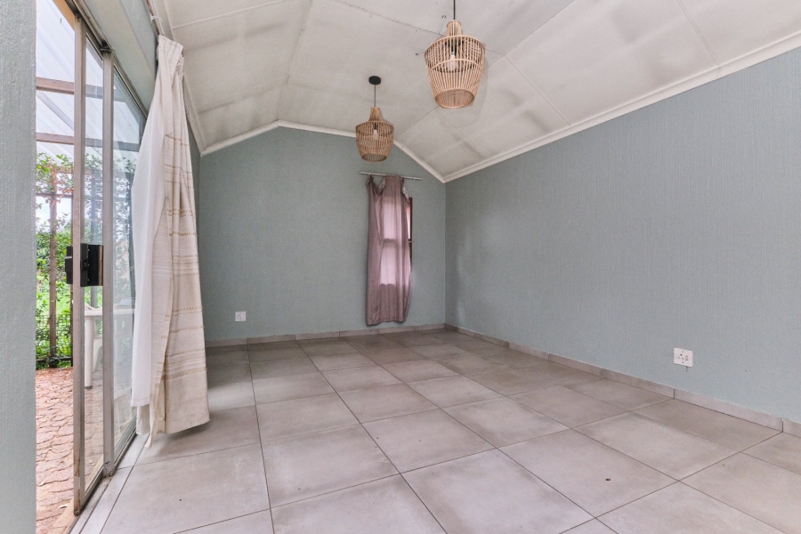 3 Bedroom Property for Sale in Bromhof Gauteng