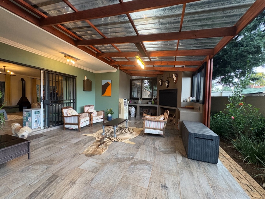 3 Bedroom Property for Sale in Moreleta Park Gauteng