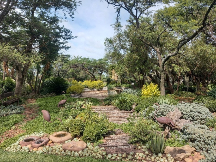 Commercial Property for Sale in Dinokeng Game Reserve Gauteng