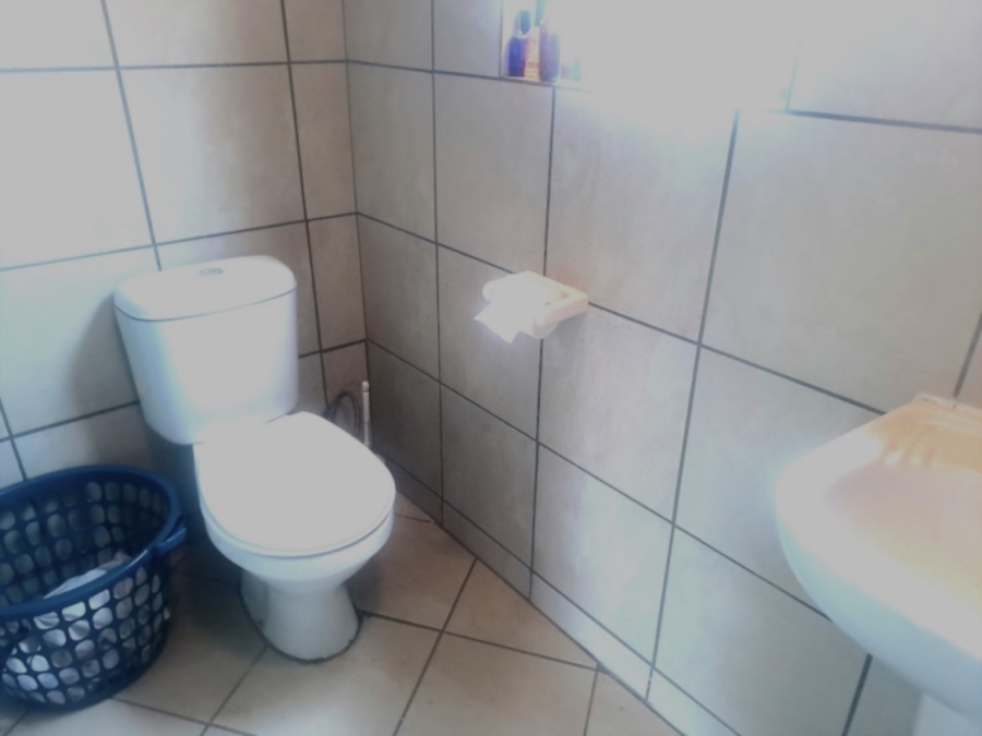 2 Bedroom Property for Sale in Brackendowns Gauteng