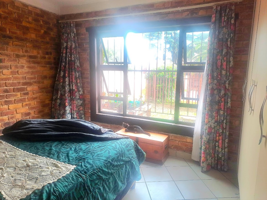 2 Bedroom Property for Sale in Brackendowns Gauteng