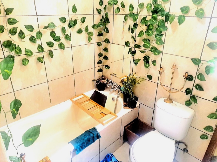 2 Bedroom Property for Sale in Brackendowns Gauteng