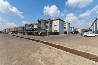 To Let 2 Bedroom Property for Rent in Bardene Gauteng