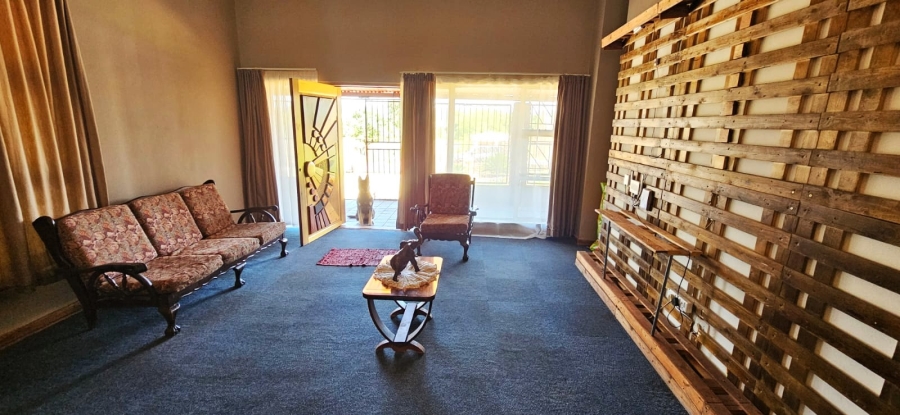 4 Bedroom Property for Sale in Rensburg Gauteng