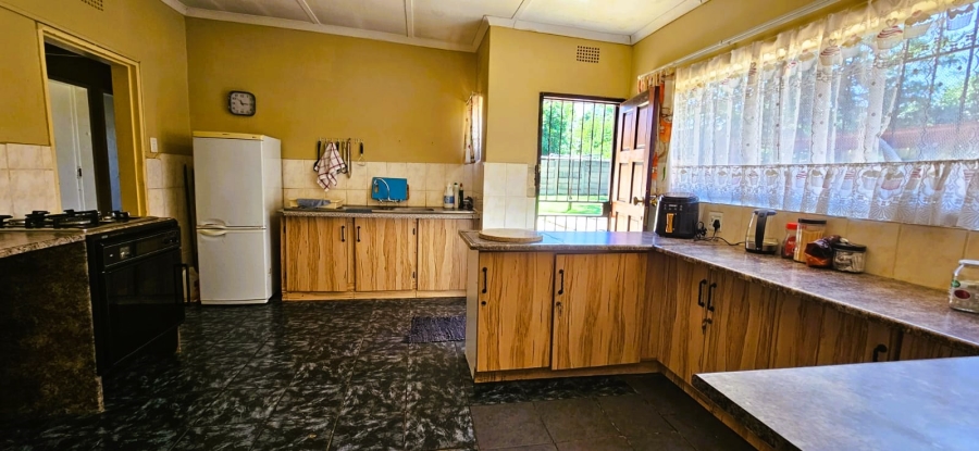 4 Bedroom Property for Sale in Rensburg Gauteng