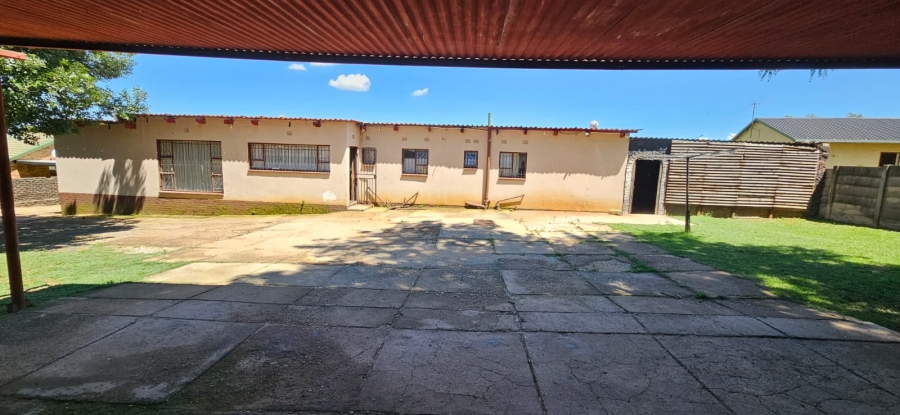 4 Bedroom Property for Sale in Rensburg Gauteng