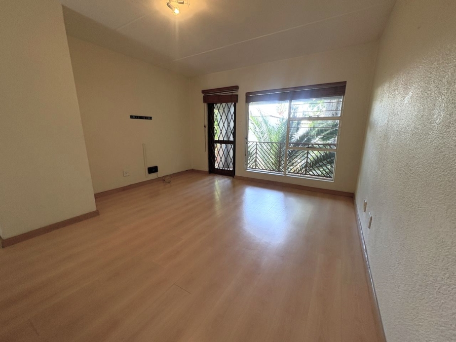 To Let 2 Bedroom Property for Rent in Ferndale Gauteng
