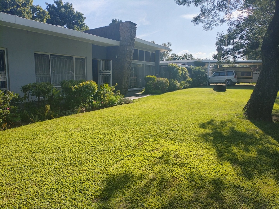 3 Bedroom Property for Sale in Selcourt Gauteng