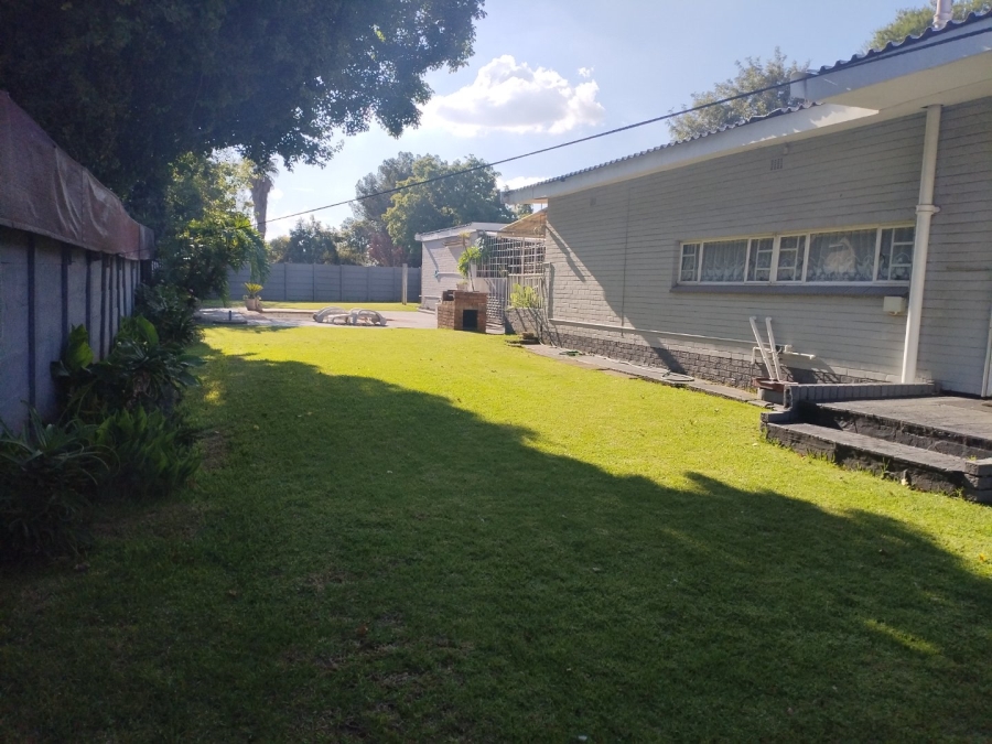 3 Bedroom Property for Sale in Selcourt Gauteng