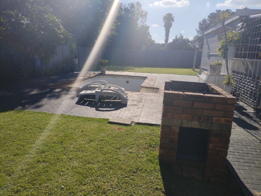 3 Bedroom Property for Sale in Selcourt Gauteng