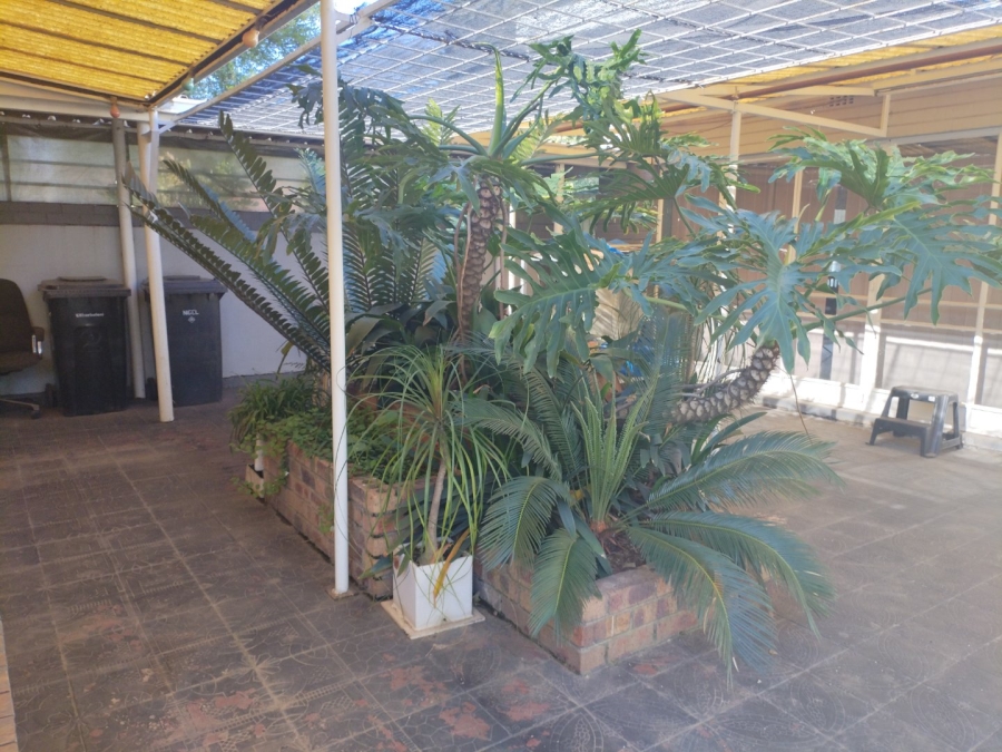 3 Bedroom Property for Sale in Selcourt Gauteng