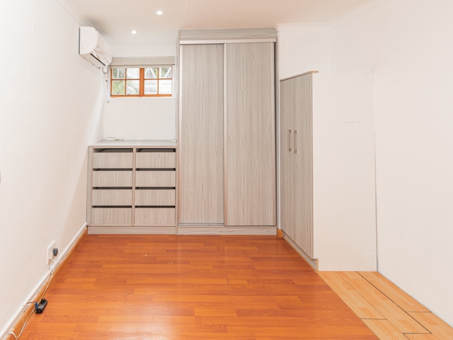  Bedroom Property for Sale in Auckland Park Gauteng